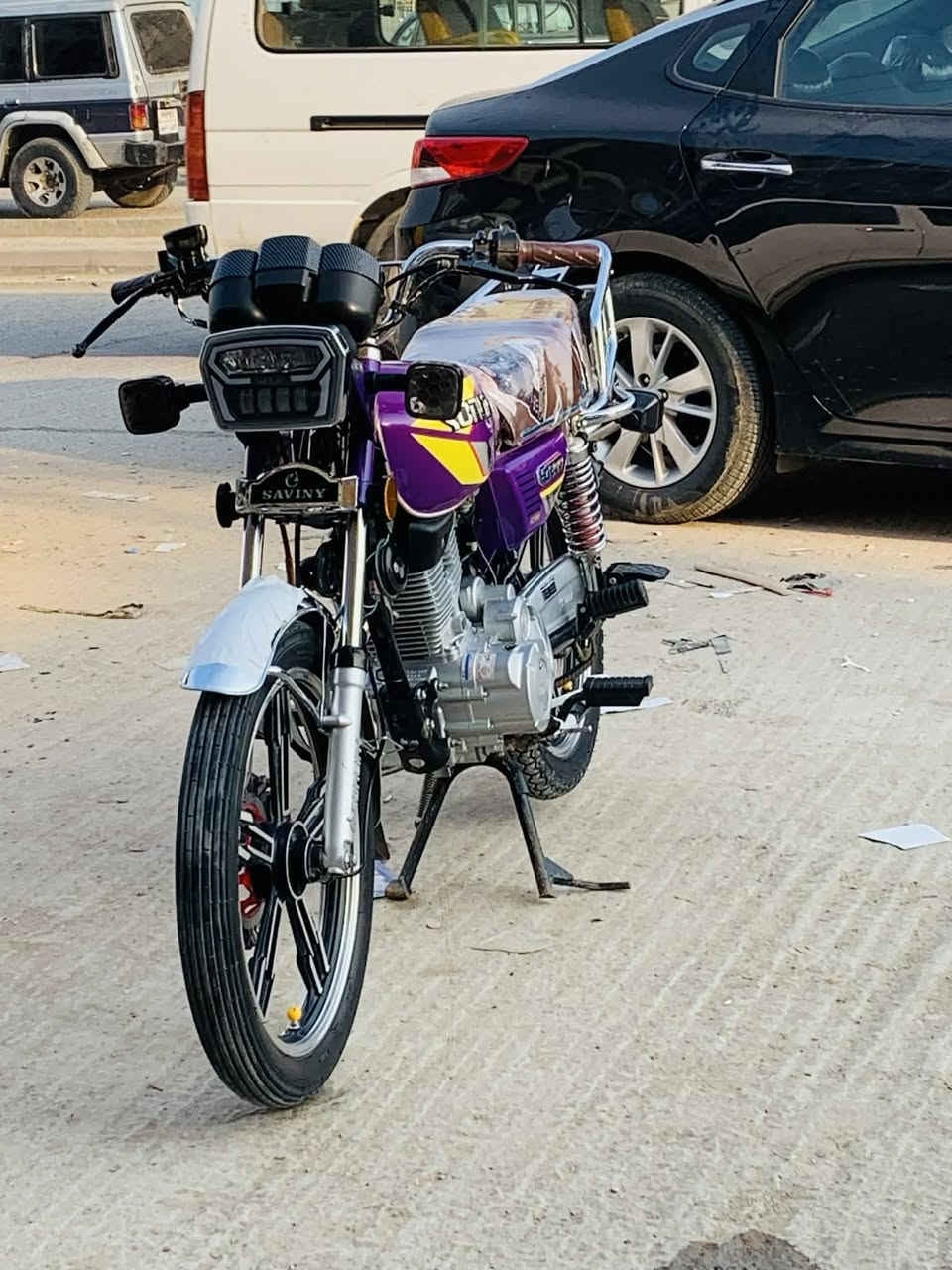 سلام عليكم دراجه سيفان للبيع موديل 24 كفاله عامه كهربائيات كله شغاله دشبول عرض فيديو كله وضع شركه اوراق بغداد مكان واسط العزيزيه السعر اتصل ودلل ***********
