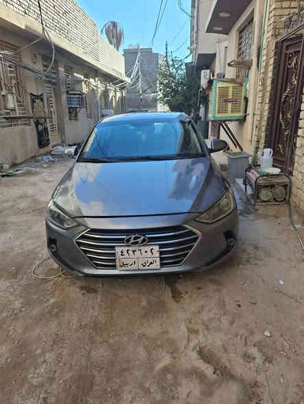 السلام عليكم 
النترا موديل 2017 رقم اربيل
حادثها حافة البنيد فقط وبيها بل دور مال جاملغ الخلفي 
بدون ايرباك بدون دواخل 
مكينه 2000 دوش مكفوله لافتح ولاتبخير ولا تنقيص
السياره جاهزه من كلشي كير مكينه تبريد حداديه 
تخم تاير جديد ادمة بانزين 
السعر 115 للأستفار ***********
