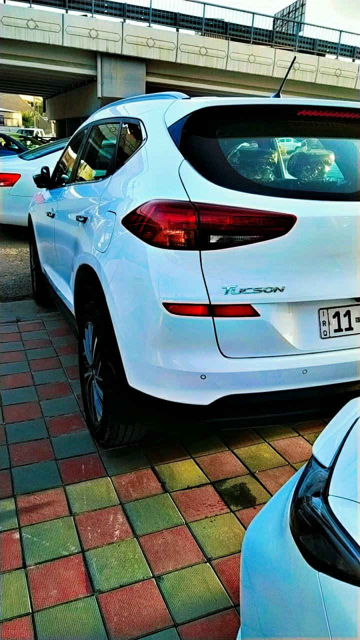 توسان موديل ٢٠١٩ خليجي فول عدا الفتحه هندبريك بالرجل  ماشيه ٨٥ الف بدون صبغ كفاله عامه السونار مرفق كما موضح مكاني الفلوجه .السعر ١٩٧ للجناي  ....للتواصل ***********
