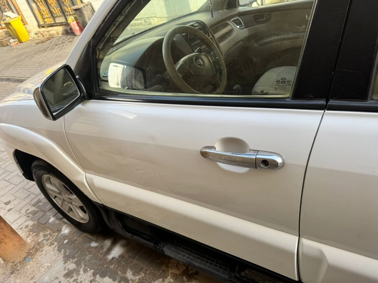 السلام عليكم 
كيا سبورتاج ٢٠٠٩
وارد خليجي 
السياره جاهزه مكينة گير حداده كفالة
السياره بيه قطعه وحده صبغ فقط
السعر ١١٨ وبيه مجال بسيط 
مكاني بصره 
للاستفسار الاتصال ***********
