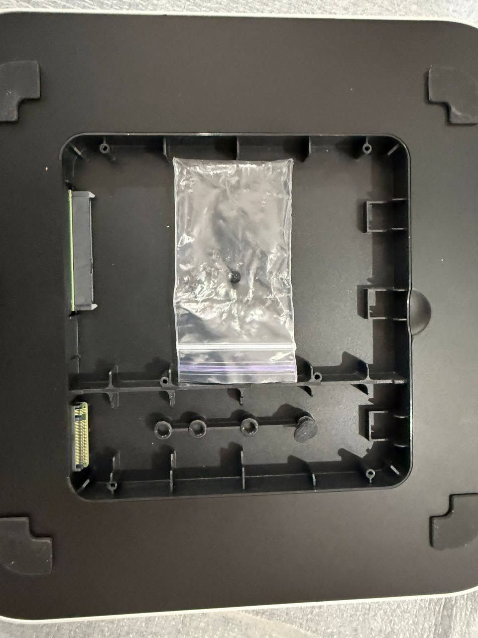 USB - HUB 
USB-C Haed Drive Enclosure M.2 + SSD 2.5 

هب مع راك هارد اس اس دي و هارد ام 2 خاص بحاسبات الماك بوك 
السعر 20 الف


**إذا كنت صاحب هذا الإعلان وتريد حذفه لأي سبب، رجاءا أرسل رسالة إلى الدعم الفني**