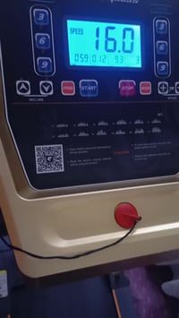 جهاز جري • يتحمل ١٦٠كغ • جديد