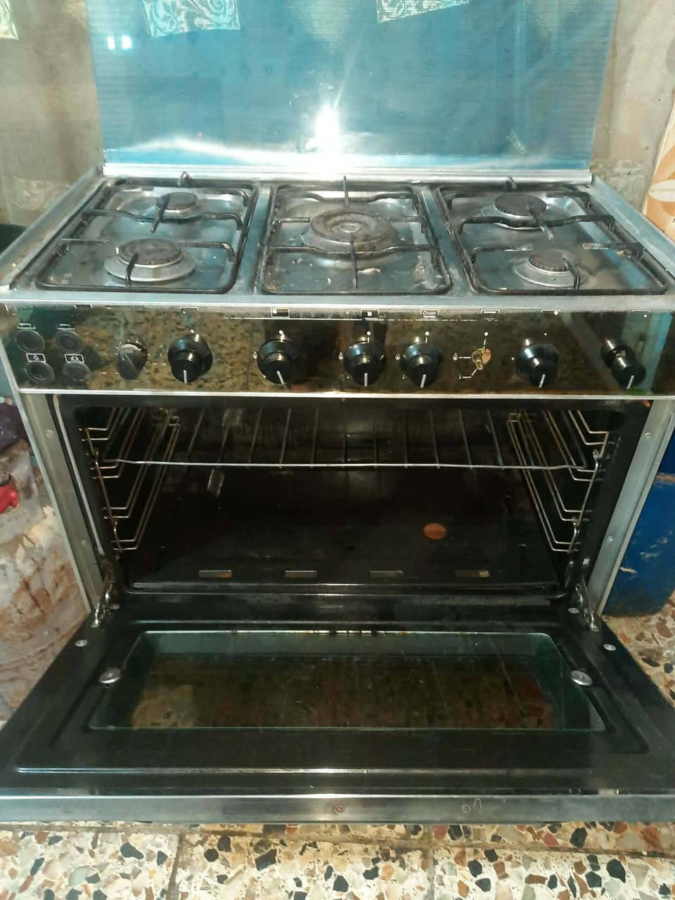 طباخ كريازي حجم كبير بلادي نضيف جدا شرط الفحص كوله شغال خمس عيون سعره 200وبيه مجال بسيط لشراي مكانه نجف


**إذا كنت صاحب هذا الإعلان وتريد حذفه لأي سبب، رجاءا أرسل رسالة إلى الدعم الفني**