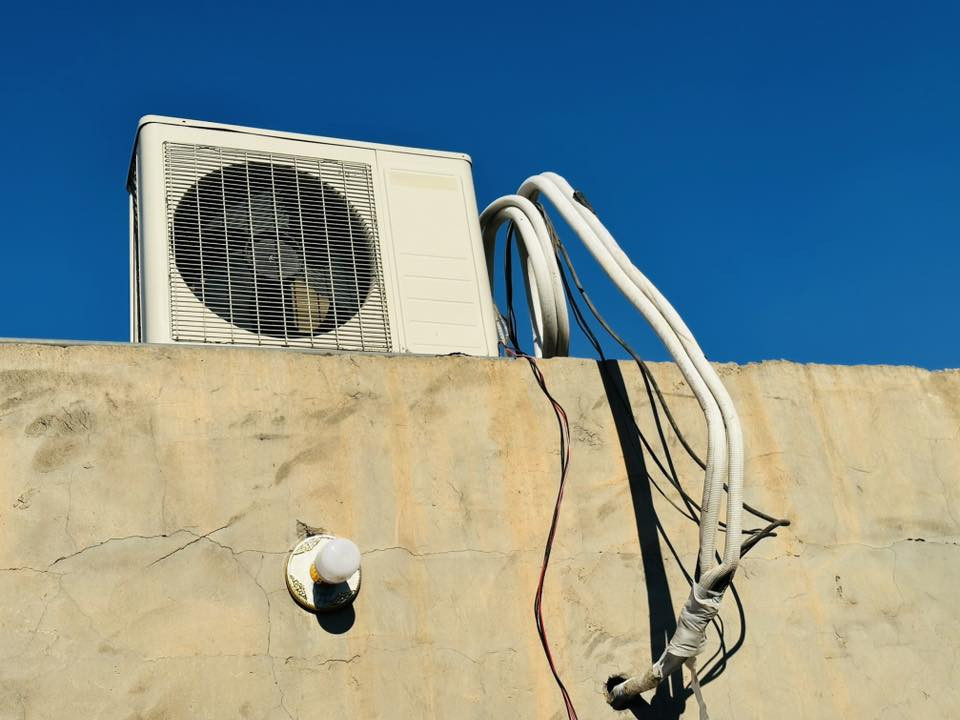 سبلت طنين شغال اريد ابديلة مكيف                              عنواني بعقوبة ***********
