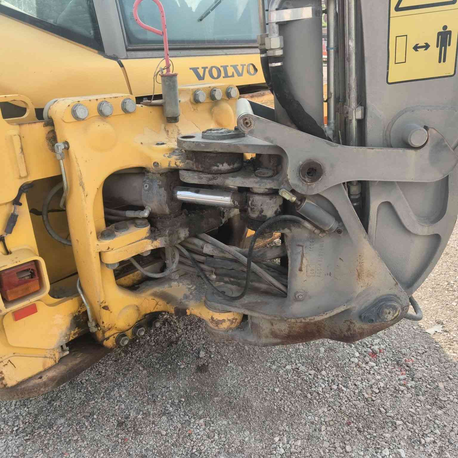 Sell Volvo two busy excavators


**إذا كنت صاحب هذا الإعلان وتريد حذفه لأي سبب، رجاءا أرسل رسالة إلى الدعم الفني**