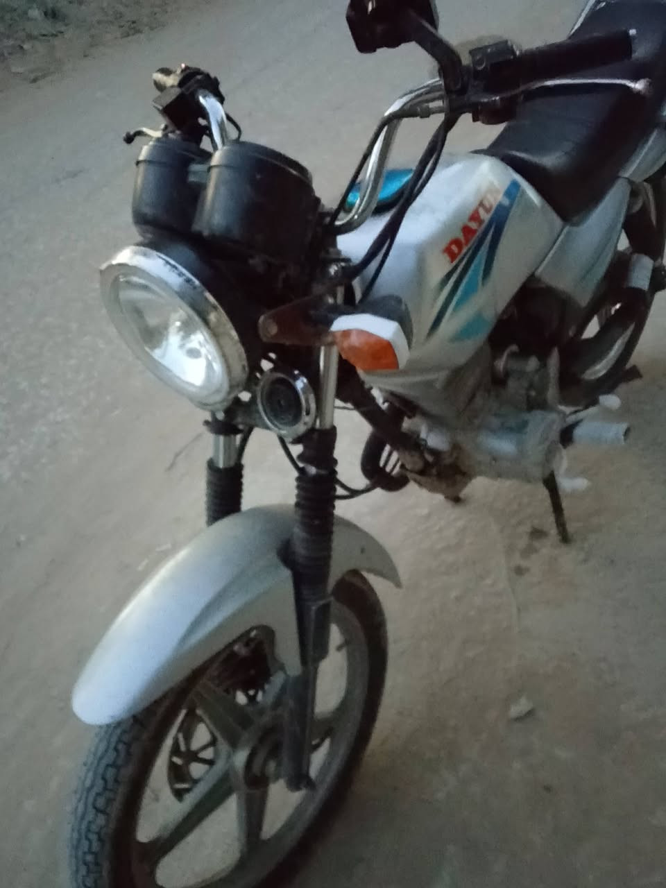 دايوان 2017 كهربعيات كاله شغاله أوراق اصوالي نضافه 70 بل 100 مكاني كربلاء حولي 100 سعر 850 وبيه مجال رقم ***********
