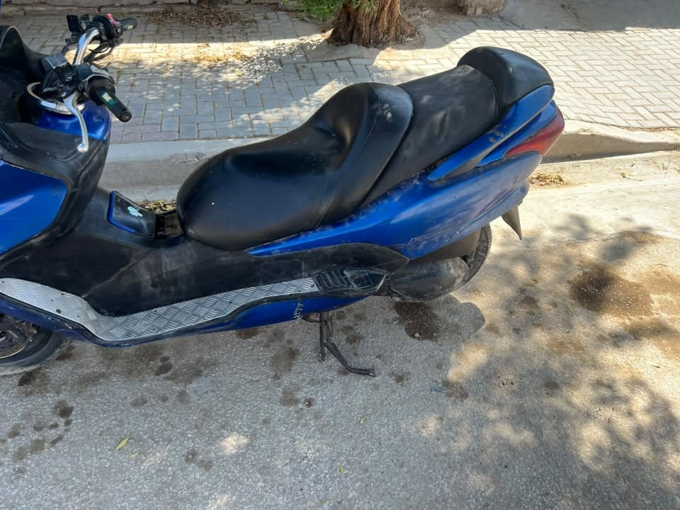 سلام عليكم شباب فورزه صفر ثمانيه دراجه عميه  اللبيع دراجه خير من الله حماوته ثابته جوه نص رون واحد ونص ترايك وين ميعجبك مكانه بابل سكندريه سعره650وبيه مجال شراي اتصال ***********
