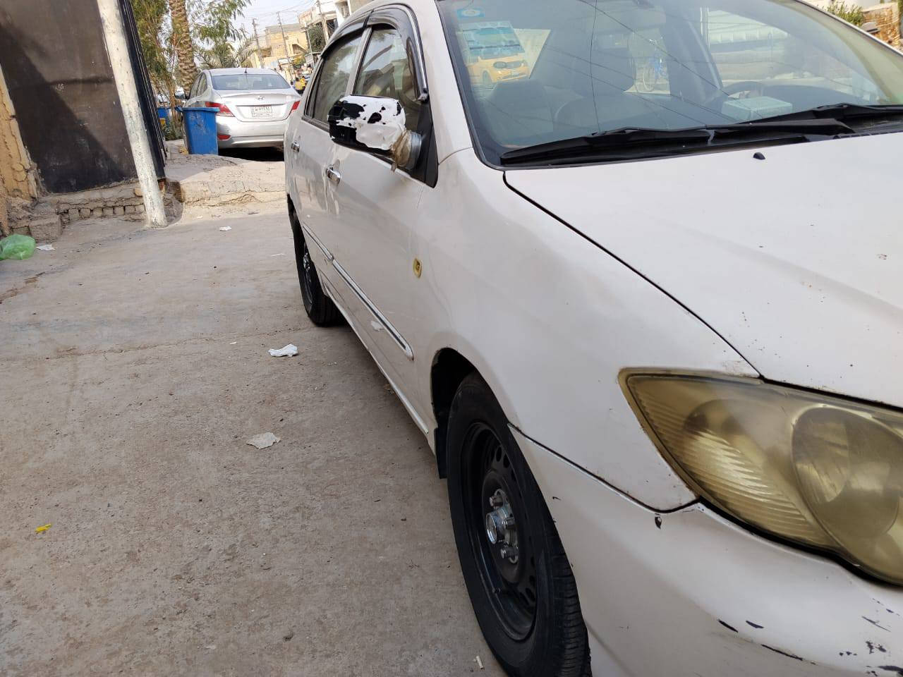 سلام عليكم ، سيارة BYD  F3 (كير عادي) موديل 2010  اللون ابيض سنوية لل2028 تحويل ثاني يوم مكينه وكير كفالة تراي وين تريد سعر 48 وبيها مجال للشراي مكان بغداد حي الجهاد سيارة مال جناي الله شاهد بس معتازين فلوس ونريد نبيعها رقم الهاتف ***********
