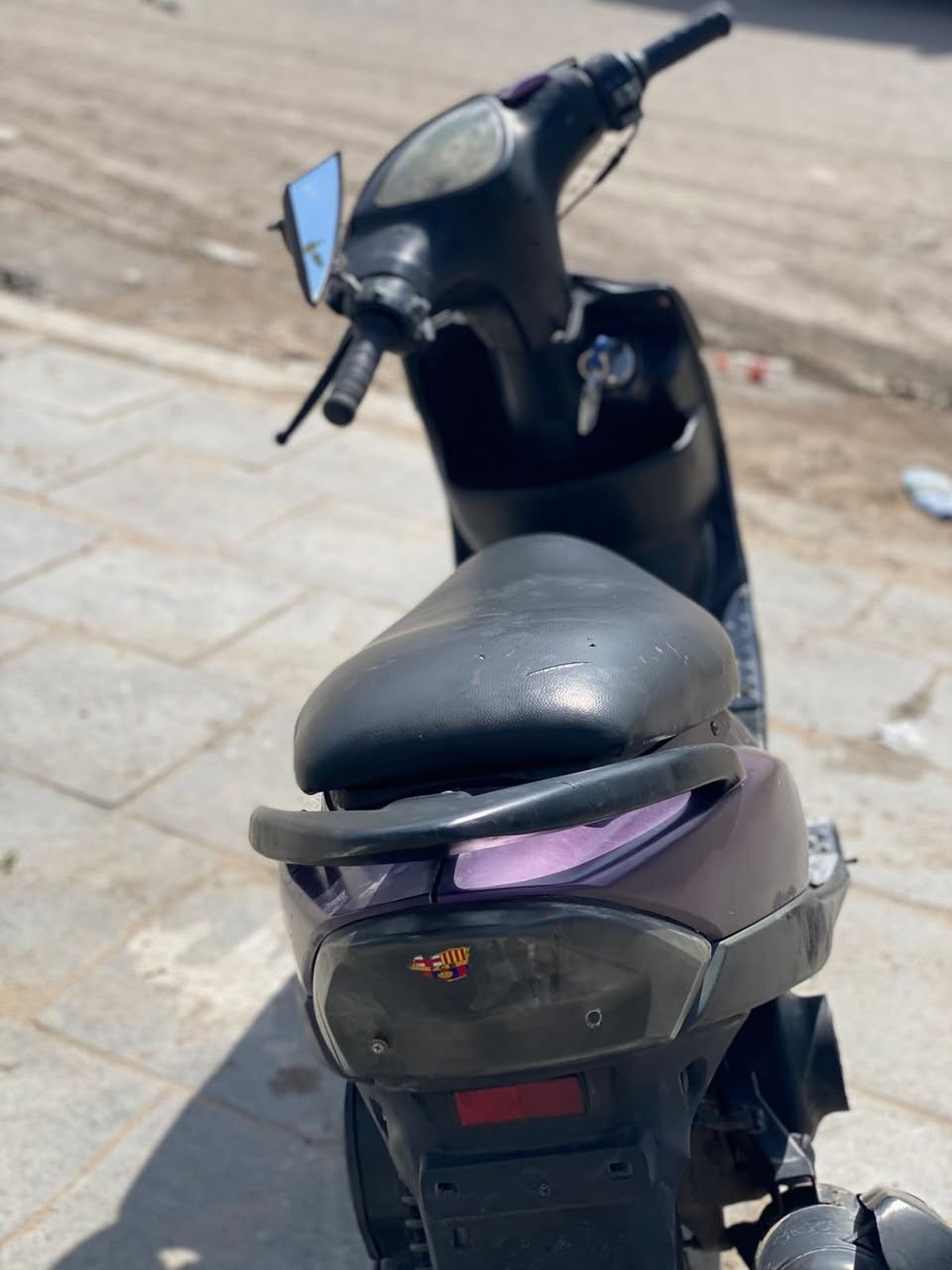 ماكس عدله دراجه مكينه بلاديه 49 سلف بلادي شغاله كلهه مابيهه اي نقص لايت زنون اشاير شغاله سلف وهندر كفرلت اربع ولفات قالنصه رياضي اوراقهه موجوده السعر 450 وبيهه مجال مكاني بغداد حي لاعلام الشراي يتصل راعي الدراجه ***********
