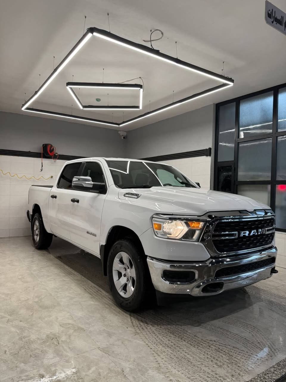 🔥 رام بك هورن – قوة وهيبة على الطريق 🔥موديل 2024 

محرك 8 سلندر 5700 سي سي
نظام eTorque الهجين – عزم أقوى واستهلاك أقل 
أداء عالي وثبات ممتاز بكل الطرق
تصميم قوي وفخم يلفت الأنظار

إذا تدور على بيك أب يجمع بين القوة والراحة… رام بك هورن اختيارك الصح 💪
بودي قصير وباب طويل المرغوب 
الصبغ جاملغ خلفي + باب خلفي وربع جاملغ كلير بجم كبس 
المكان اربيل 📍
بدون رقم تترقم جميع محافظات كردستان 
للتواصل ☎️
***********
