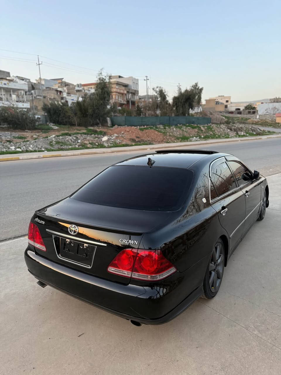 سەرەتا بەناوی خوای گەورە
توێتا کراون شاهینە مۆدیل٢٠٠٥ 
١٨٢ بی دوکەڵ بەشەرتی هەزار فیتەرگێڕو مەکینە گەورە 
کاملل جایز کراوە تازە حەمام و پۆلیش کراوە
ناوڕەش  ٣ دوگمەی فولل مواسەفات
ویل دینگەی لۆک ٤ تایەی لۆک 
سەیارەکە لۆک لۆکە بێ  چاڵ بی شوخت 
سەقفی شوشەیە نوقتەی نیە 
تەبرید ساردوو گەرم تەقەو رەقەی نیە بەشەرت 
کەڤەر گۆرای بەشەرت لۆکە سەیاررکە 
مواسەفات سلاید کوشتن جلد هیتەر کارەبای جام فۆتۆ 
دەبڵی سپۆرت ئاوینە کارەبای  ژمارەی خاوەنی *********** 
*********** ڤایبەروو واتسئاپی لەسەرە كويسينجاك, أربيل
