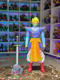 مجسم جوهان • ٢٨سم • ديكور