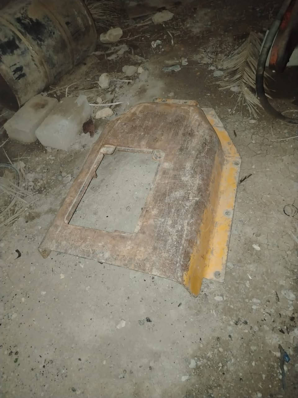 درع بلدوزر للبيع. ***********
