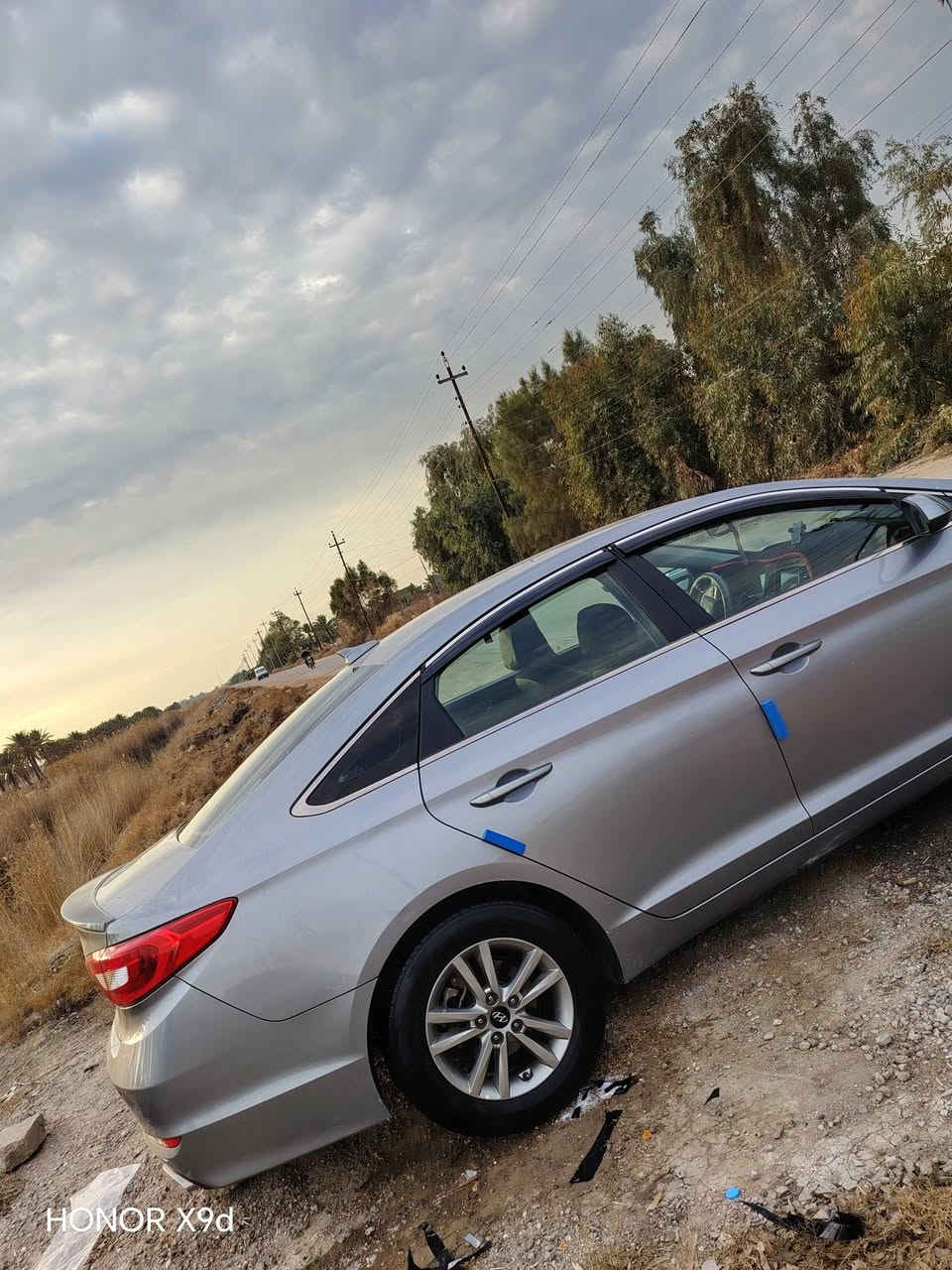 السلام عليكم سوناتا 2016 رقم كربلاء الجديد  حادث جاملغ وبنيد موجوده صور الحادث بالمنشور وراشين الباب السايق كلير والتكمه هم كلير بيه مكاني بابل الحله السعر ١١٥ وبيه مجال الاستفسار الاتصال على ***********☎
