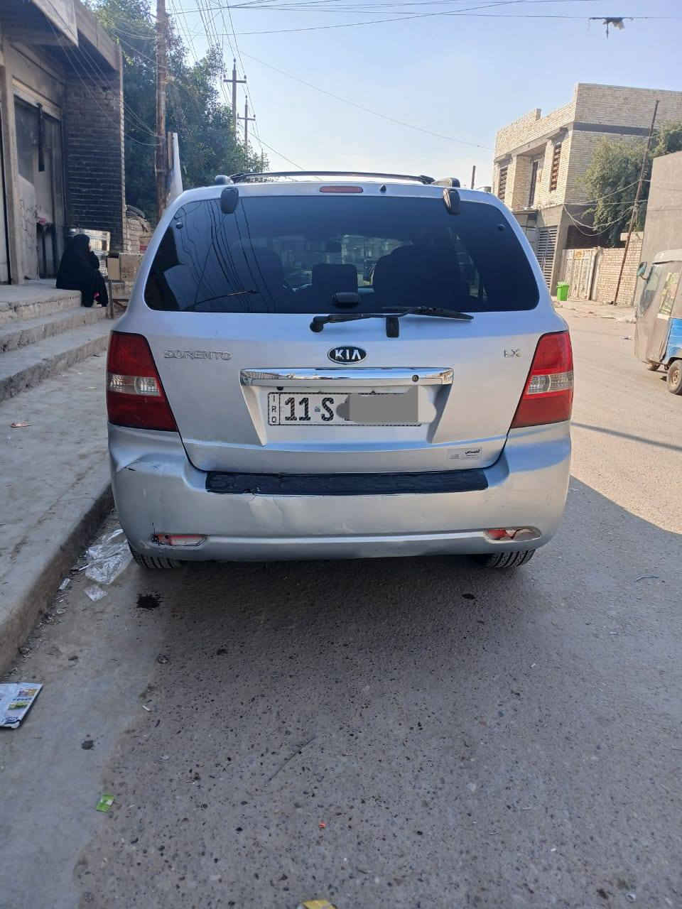 سورنتو 2007 رقم بغداد بدون صبغ المكان حي الرحمة بغداد ***********
