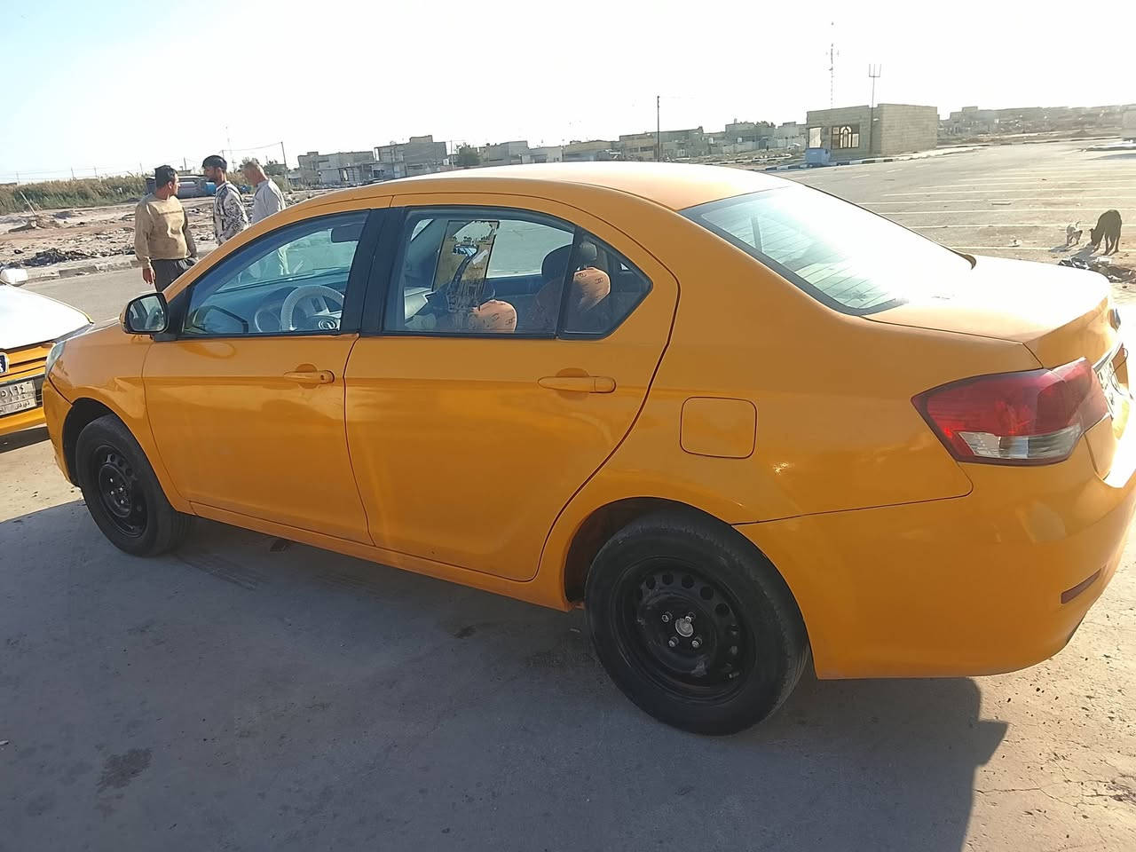 السلام عليكم كيرت ويل فلوكس مكينه وكير خير من الله حداديه جديده تحويل مباشر مكان  السياره كوت السعر 35 وبيها مجال ***********
