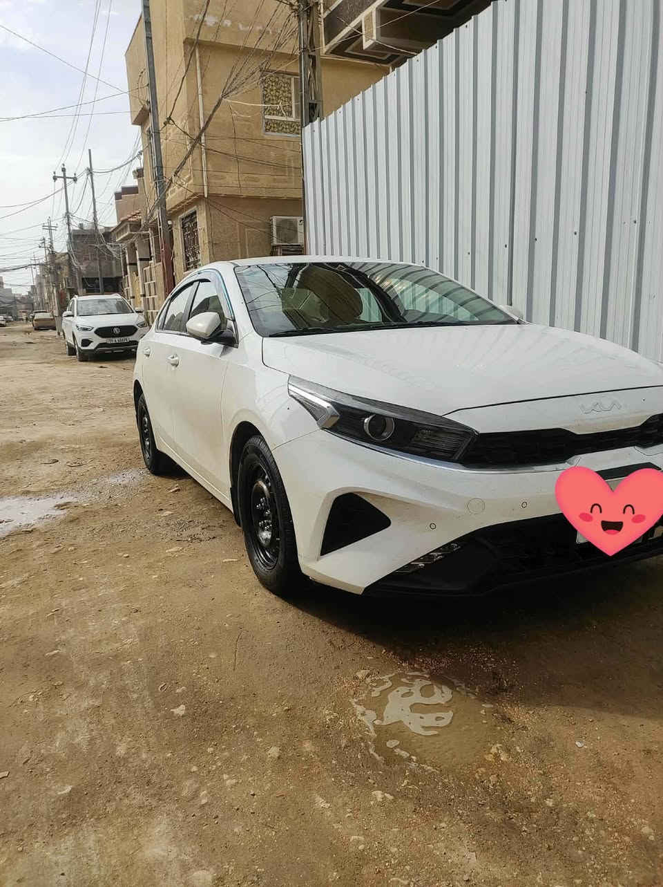 سيراتو 2022 خليجي
كفاله من صبغ
بيها بارد بلجاملغ الامامي بدون صبغ
ماشية 86 الف كيلو 
محرك 1600 دوش 
المواصفات : 
شاشة اصلية تدعم ابل كاربلي كامرا 
لدات امامي خلفي 
مري شفط 
فول تحكم ستيرن 
ثلاث وضعيات قيادة ايكو نورمال سبورت 
مثبت سرعة 
قفل تلقائي 
رقم اربيل بأسم شركة تحويل او وكالة مضمون 
مكاني الديوانيه 
الرقم : ***********
السعر 160 وبيها مجال بسيط
