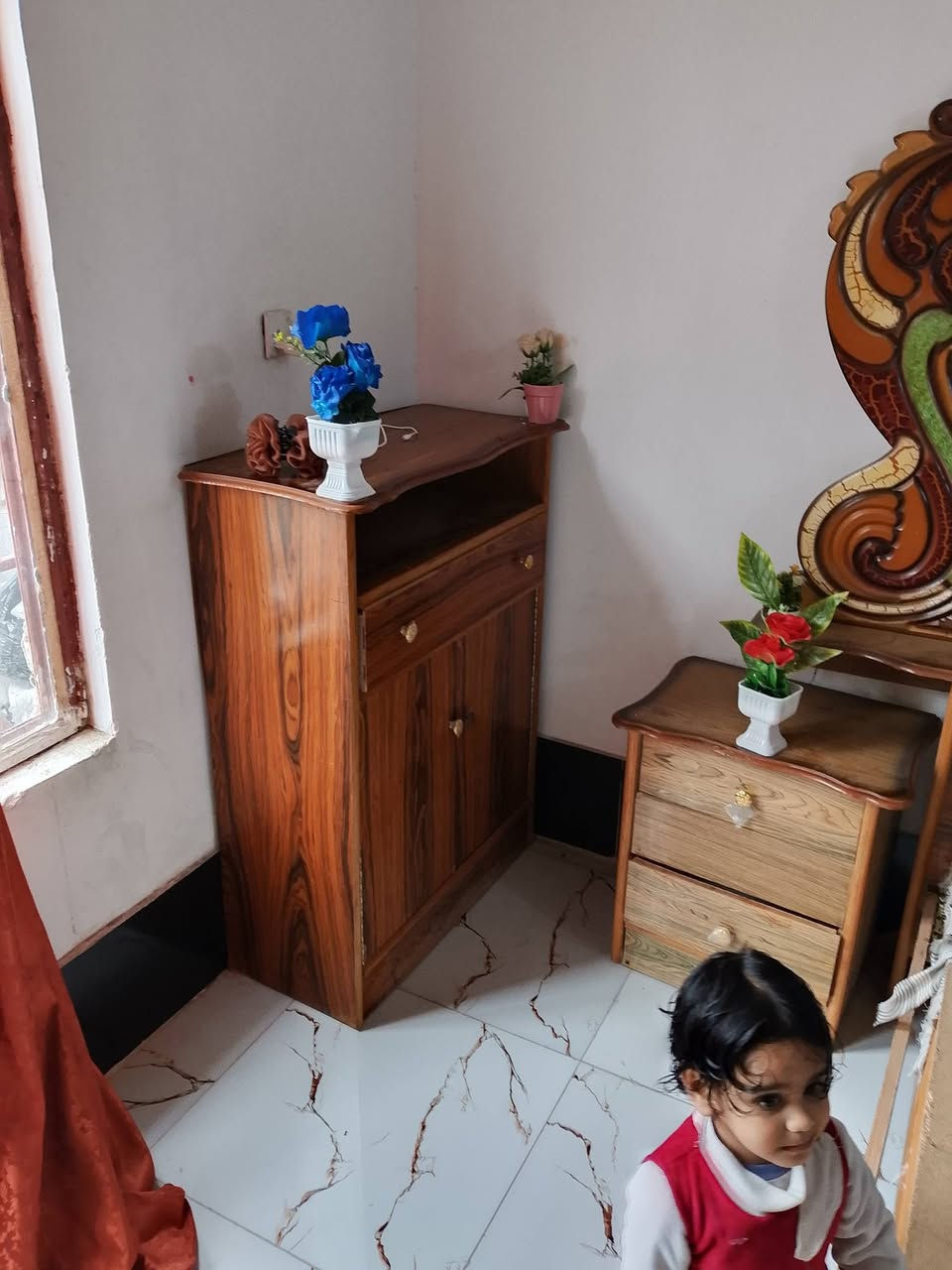 السلام عليكم قرفه للبيع مكان بغداد اليوسفيه
ستفسار عل هاذ رقم تصال ***********
