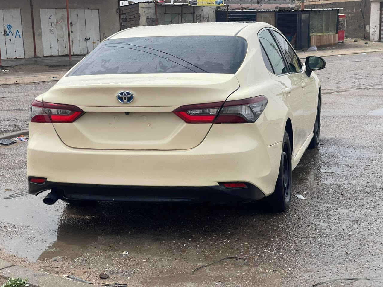 للبيع كامري تكسي دبي اصل 20معلاية 23 سيارة جاهزة من كلشي رقم نكليزي وكالة عامة بسمنة شرط تحويل سيارة بيهة ضعف بل بطارية سعر 95بيهة مجال ***********
