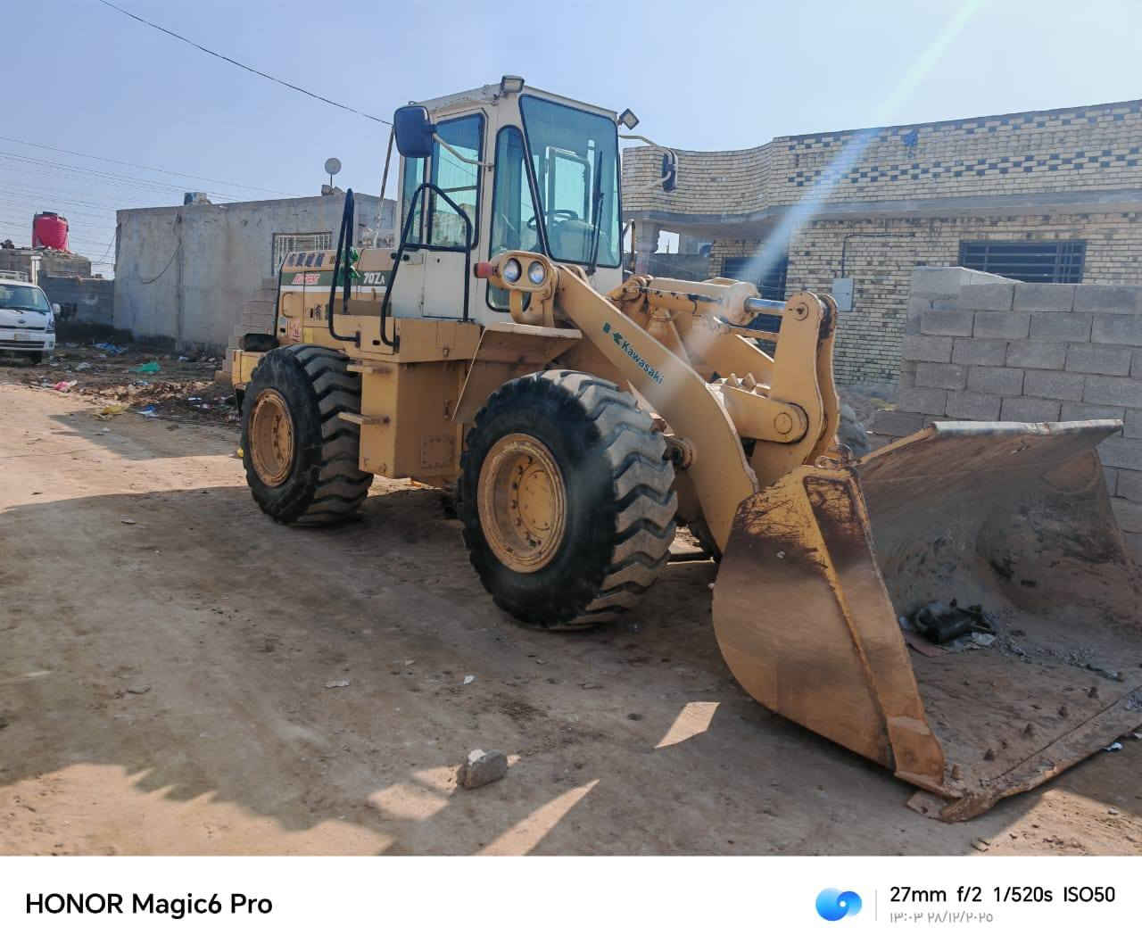 سلام عليكم شفل دخول جديد 70ZA محرك كمنز ليبر واحد هدروليك سعر325
الاستفسار اتصل على رقم ***********
