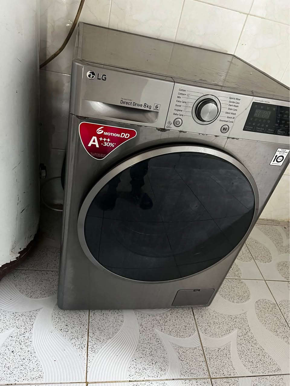 جل شوريكي باشة كار دةكات  بيعةيبة هةتا ئيستا هةر كارم پي كردوة هوكاري فروشتنةكةي دانةيةكي ترم  هةية مالي فةقيرة سعري ٢٠٠هةزار و معامةلة شوين شقلاوة 
غسالة  بحالة جيدة للبيع سبب البيع عندي واحد اخر  السعر ٢٠٠و بيها مجال المكان شقلاوة Singapore


**إذا كنت صاحب هذا الإعلان وتريد حذفه لأي سبب، رجاءا أرسل رسالة إلى الدعم الفني**