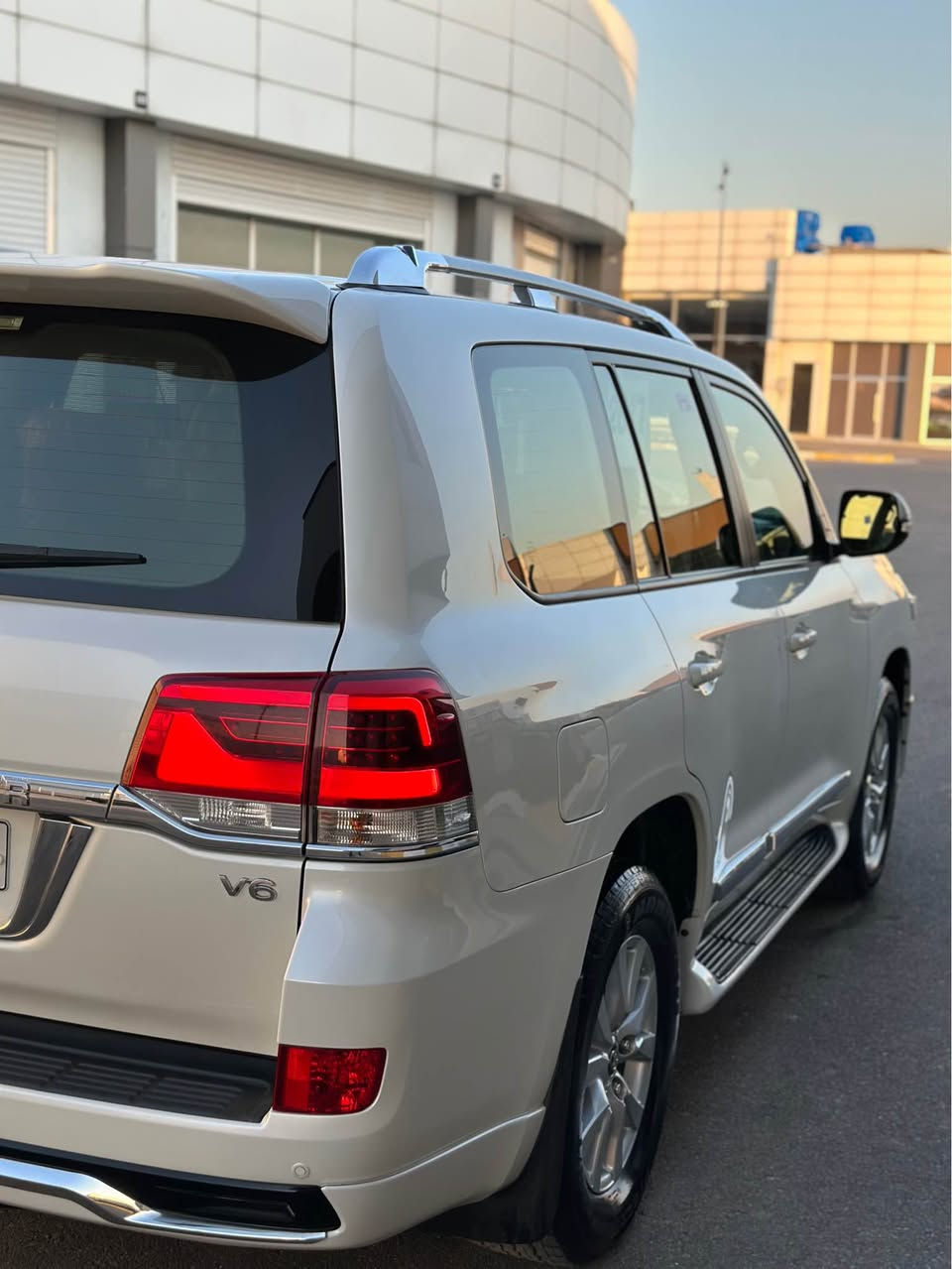 ‎(بِسْمِ اللَّـهِ الرَّحْمَـٰنِ الرَّحِيمِ ) 🕋
Land croser v6
‎تۆیۆتا لاندکڕۆز 2017 فول مواسەفات GXR 
‎هیچ مەسرەفێکی تێدانی
ساردوبۆیاخی نییە
‎تەنها 100,000رۆشتوە
‎بە جوانی و پاکی و ماوەتەوە 
‎وێنەی سۆنەرەکەیم داناوە 
‎هەموو گیانی بەشەرت 
‎لەسەر دەقی شەریکە ماوەتەوە  
‎گێر و مەکیەنەی بەشەرت 
‎هیچ کێشەیەکی تێدا نییە 
‎سعری485$مەعمەلە
☎️***********
Watsap*********** السليمانية, العراق
