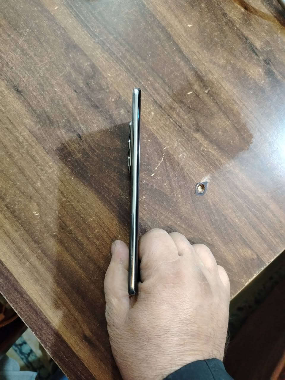 موبايل انفنكس هوت 50 برو بلاس ذاكرة ٢٥٦ عشوائية 12 جهاز بصمه واكفه بيه صخه جوا بلركن للبيع ١٥٠ الف بيه مجال مكاني زيونه رقمي
***********
