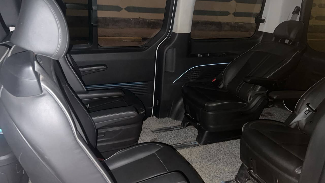 سلام عليكم
ستاريا موديل ٢٠٢٣ كفاله عامه ماشية ١٠٠ الف رقم بصره السعر ٢٧٥
‭٠٧٨٠ ٤٣٣ ٤٥٢٣
