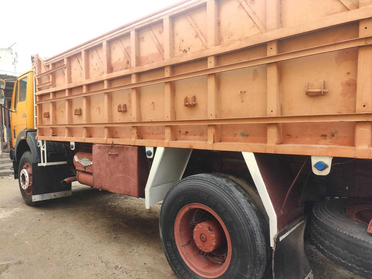 سلام عليكم مكلف بلنشر رقم الهاتف***********
