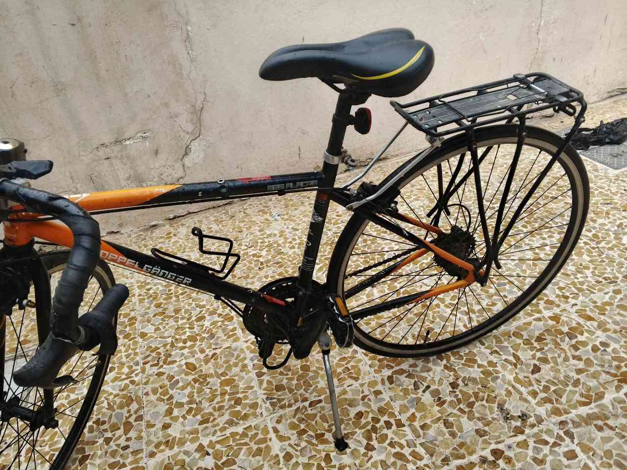 بايسكل للبيع مال شحن كامل ماناقصو شي اكيوره شغالات ابريكات شغالات الويلاه عدلات السيبايه الاصليه عداد سرعه بي السعر 90 وبيها مجال


**إذا كنت صاحب هذا الإعلان وتريد حذفه لأي سبب، رجاءا أرسل رسالة إلى الدعم الفني**