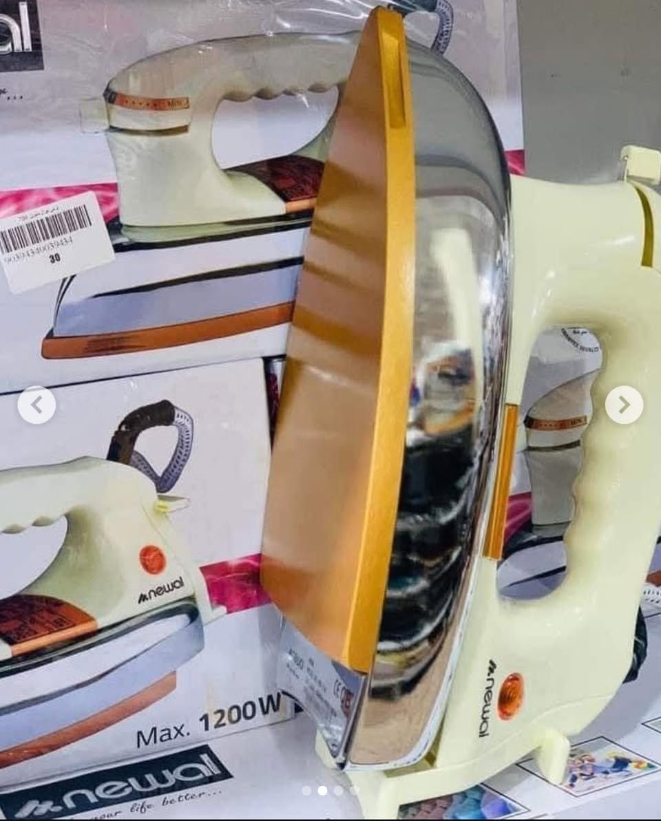 زبائننا الكرام 🌹🌹
✅ تم وصول وجبة جديدة من اوتي ماركة نوال التركية بسعر مناسب (( البيع اقصاد ونقد )) وبالمواصفات التالية :- 

• لوحة من السيراميك 
• ذو وزن كبير يساعد على ازالة التجاعيد الصعبة 
• التحكم في درجة الحرارة قابل للتعديل 
• طاقة 1200 واط  

#عنواننا 
🔹الفرع الاول :- واسط / قضاء الحي / شارع الجمعية / قرب سوق الخياطين 
🔹الفرع الثاني :- واسط / قضاء الحي / نهاية شارع الشيخ على اليمين / قرب مجمع رسول 

⚠️ لا نتعامل مع المناشئ الرديئة اطلاقاً بل نتعامل مع الماركات العالمية وذات الجودة الممتازة . 

#للطلب والاستفسار :- 
***********    ***********

#معرض_محسن ….. #خيارك_الافضل
