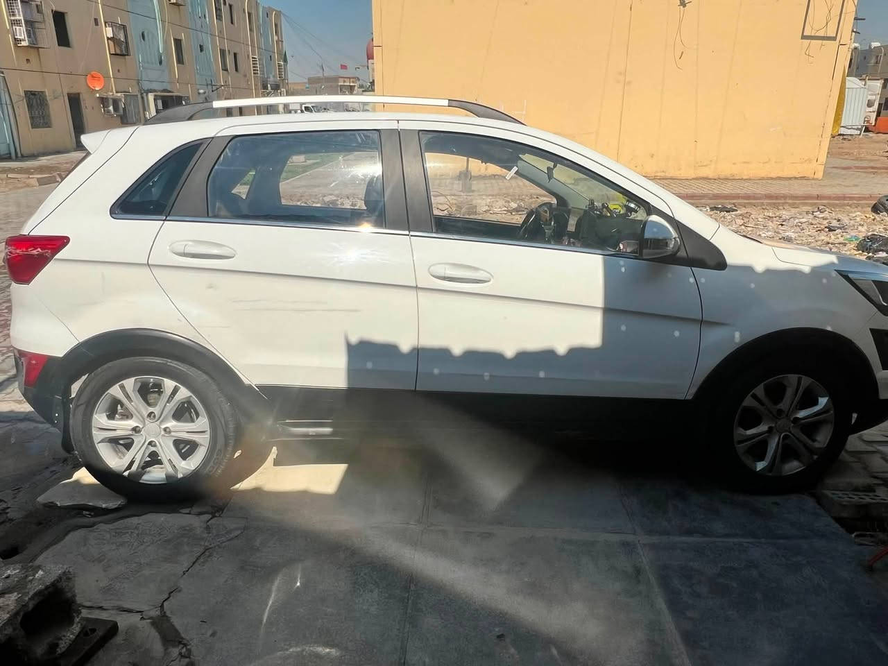 � للبيع – سيارة BAIC X25 موديل 2018
📍 الموقع: بغداد الرصافه
📌 رقم: بغداد رقم انكليزي سنويه لل 2031
🎨 اللون: ابيض
📄 السيارة: حرة ثاني يوم باسمك

⚙️ المواصفات:

محرك 1500 سي سي 
گير أوتوماتيك سبورت
مكينة وگير ياباني
شاشة لمس
حساسات خلفية
تحكم بالستيرن
إشارات بالمرايا
مثبت سرعة
تبريد شغال
كشنات جلد
السعر : 85 وبيها مجال
💎 سيارة نظيفة كله شركه بل واقع احلا 
للإستفسار التواصل : ***********_***********
