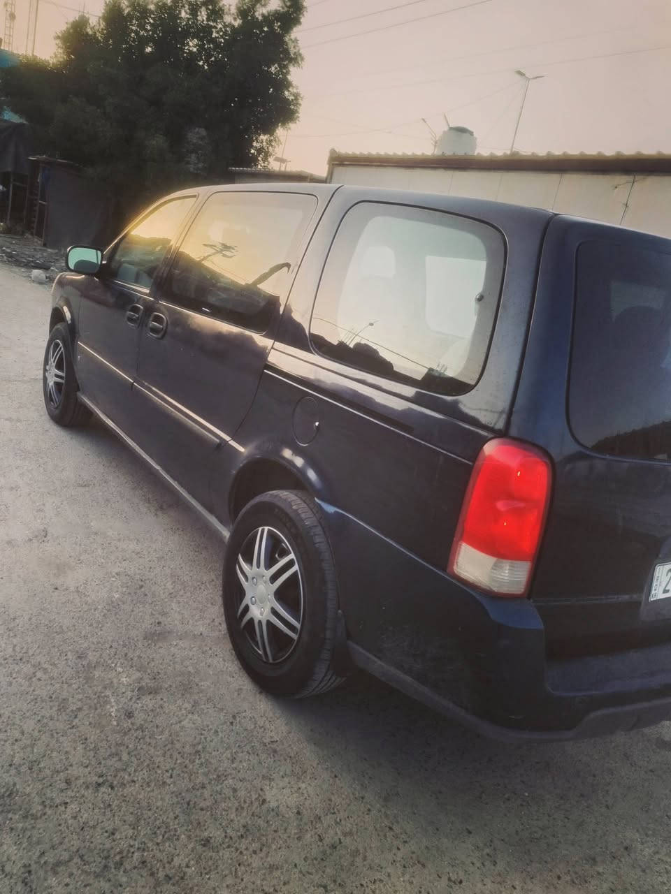 سلام عليكم وينه لي دور جديد شوفر بلاندر طويله ٣ قطع تبريد  خليجي كفاله عامه مديل ٢٠٠٧ سنتر لوك شاشه  رقم أربيل دولي تحويل مباشر بسم عربي تبريد ثلج كير مكينه حداديه شركه جديده ترايك مال ٢٥ شرط  تخم تاير جديد حتا الاستدات مال الشركه مكان السياره بابل رقمي *********** سعرها ٧٢ وبيها حك جيتك
