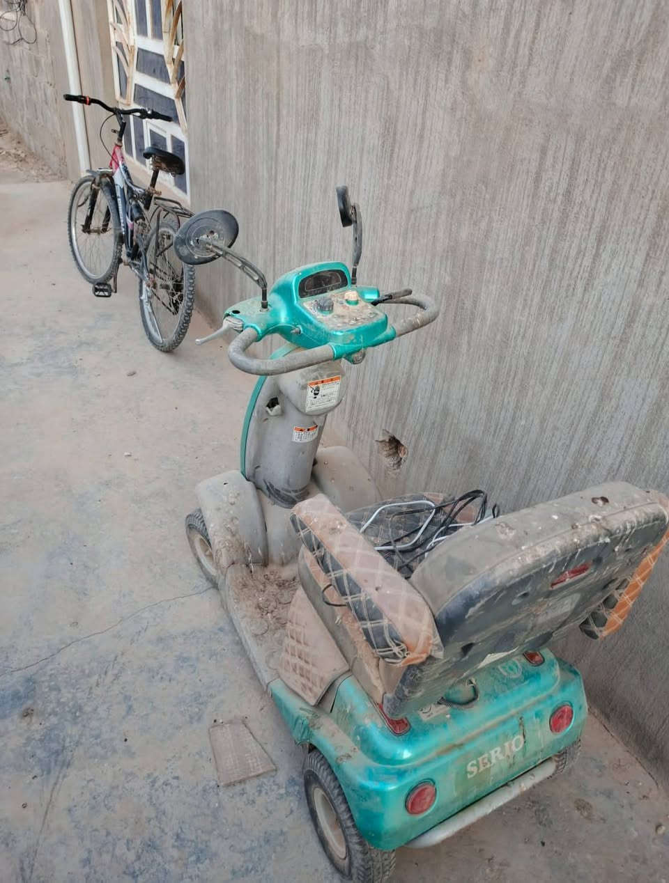 عمي اسلام عليكم مثل ماموضوح بل صوره موطور مال معوقين للبيع عل شحن مشتري وماراكبه خلاص امخلي بل مخزن وصارله فتره اكيد هسه بطارياته واكفه السعر 700


**إذا كنت صاحب هذا الإعلان وتريد حذفه لأي سبب، رجاءا أرسل رسالة إلى الدعم الفني**