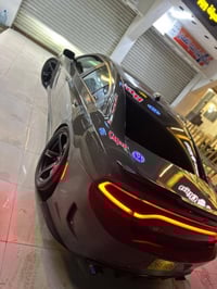 يالله البيع جارجر فول موصفات عدئه الفتحه سياره كارتون  مو جارجر عاديه ...