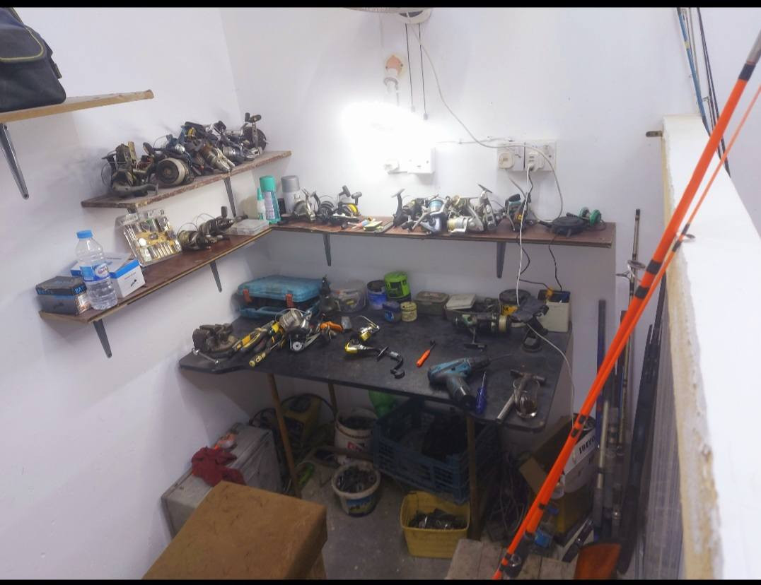 بسم الله تم افتتاح محل بيع كافت ملتزمات الصيد وشراء وتصليح كافت انواع المكاين والقصب العنوان في الخضراء مجاور مركز الشباب 
رقم ***********
رقم ***********
