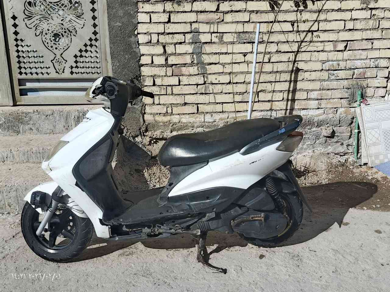 سكنس نثيه نكرة سلف وهندر  مكينه خير من الله  كاملة مكملة
***********.  مكانه بغداد الشعلة 

 سعرة 350 نقص ترايش فقط
