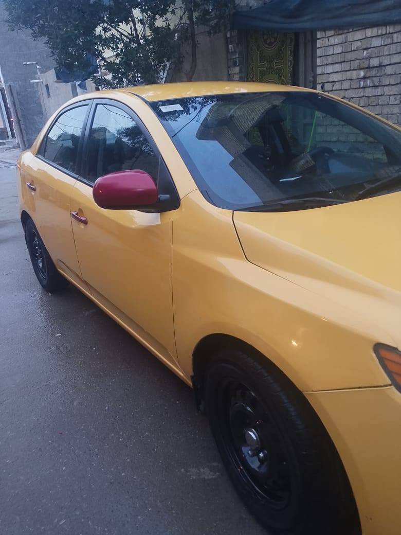 السلام عليكم 
كيا فورتي 
موديل 2013 
وارد امريكي 
محرك 2000 دوش المرغوب 
صور الحادث موجودات 
مكانه بغداد البلديات
سعره 88 وبيه مجال بسيط
*********** واتساب غير متواجد على الفيس
