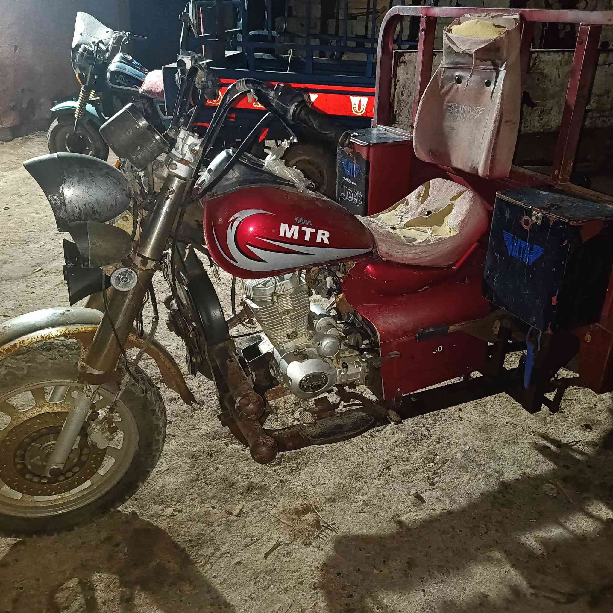 السلام عليكم ستوته MTR موديل 17كفاله عامه تواير جوبلس محرك 25جديد أوراق اصليه نضيفه  الرقم ***********
