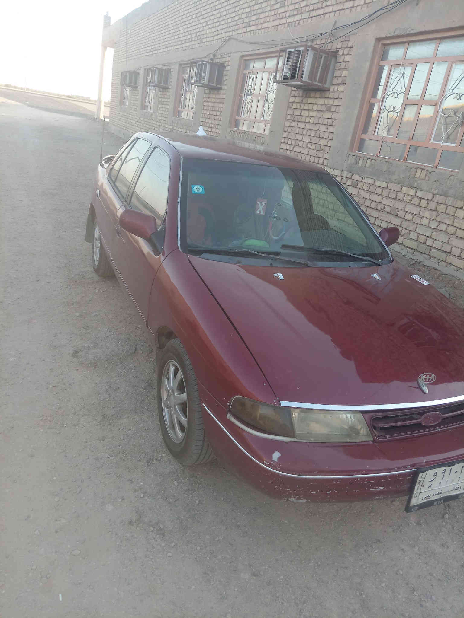 كيا سيفيه موديل 93 رقم بغداد سنويه 2029 حداديه توني مسويه تخم تاير توني شاده كهربايات شغاله محرك مسكر كير اوتماتيك مكان السياره السماوه قضاء الخضر ناحية الدراجي ***********      40 وبيه مجال
