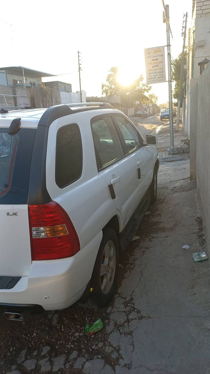 السلام عليكم
سيارة سبورتج موديل 2008 رقم بابل مشروع وطني بأسمي 
 
 وارد امريكي محرك 2000  السيارة جاهزة ما بيها نقص 
صبغ جاملغ وبنيد بلادي الدواخل مكفولة 
السعر 105 مكاني بغداد الدورة
 ***********
