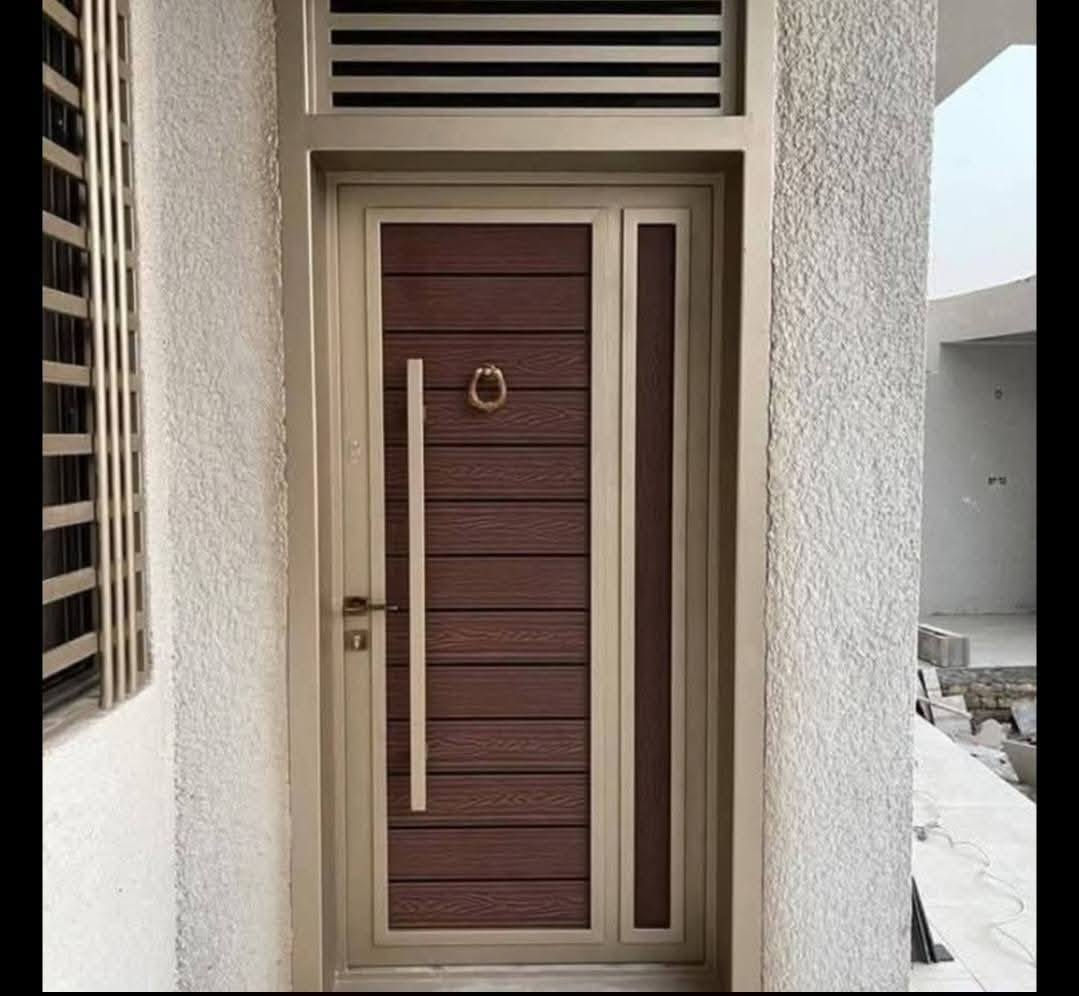 سلام عليكم حداده عامه اجيك لبابك شنو عندك ما عليك بس ان تتصل بكل وقت موجود تفليش سقايف تصليح بيبان شد كيلونات تفصال جميع البيبان ولشبابك ولصب مستعدون لسقايف ولجملونات داخل لبصره أو خارج البصرة ***********
