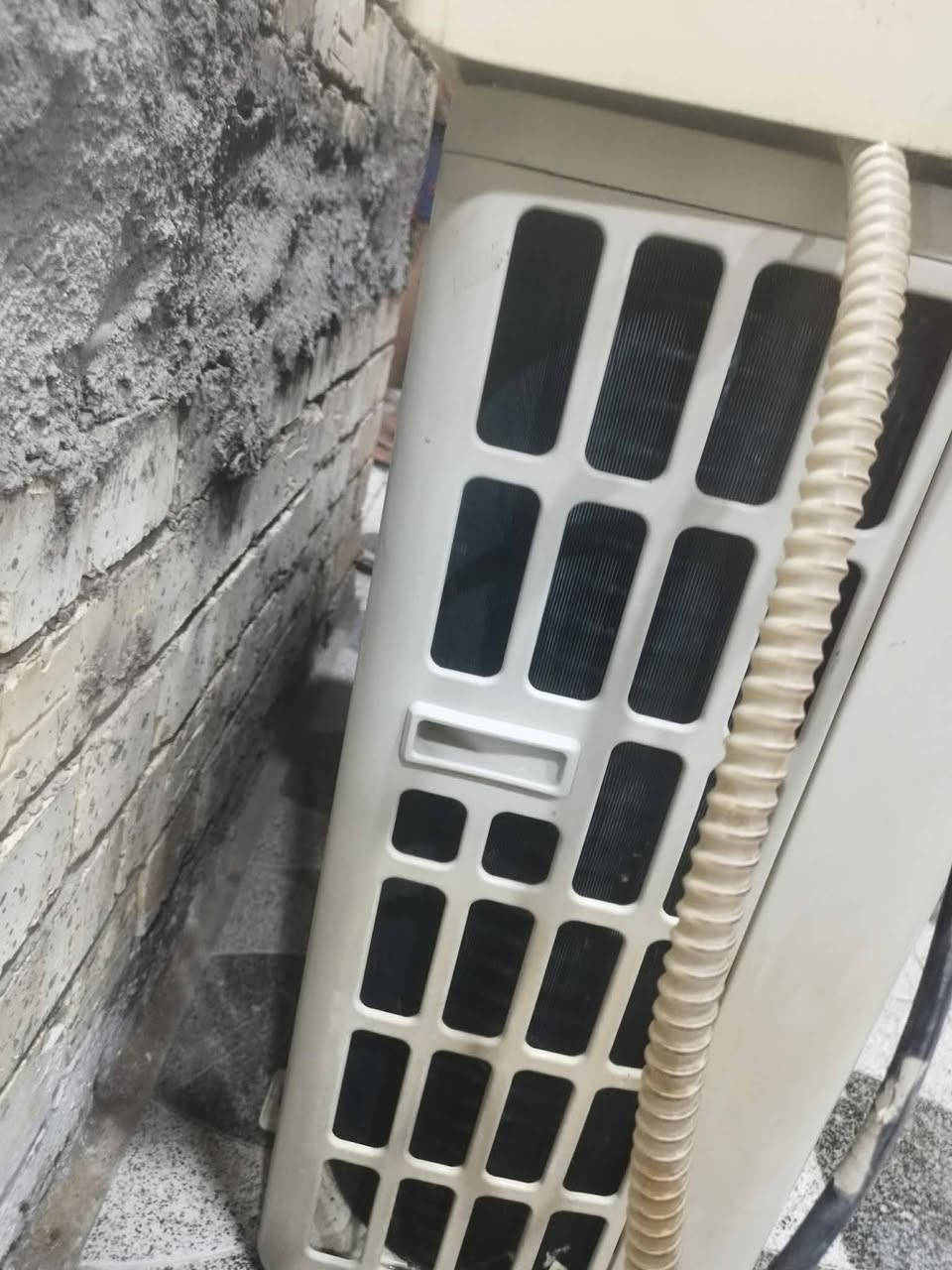سبلت ٢طن جنرال شغال غاز مقفول
سعر ٢٥٠ اتصال ***********
