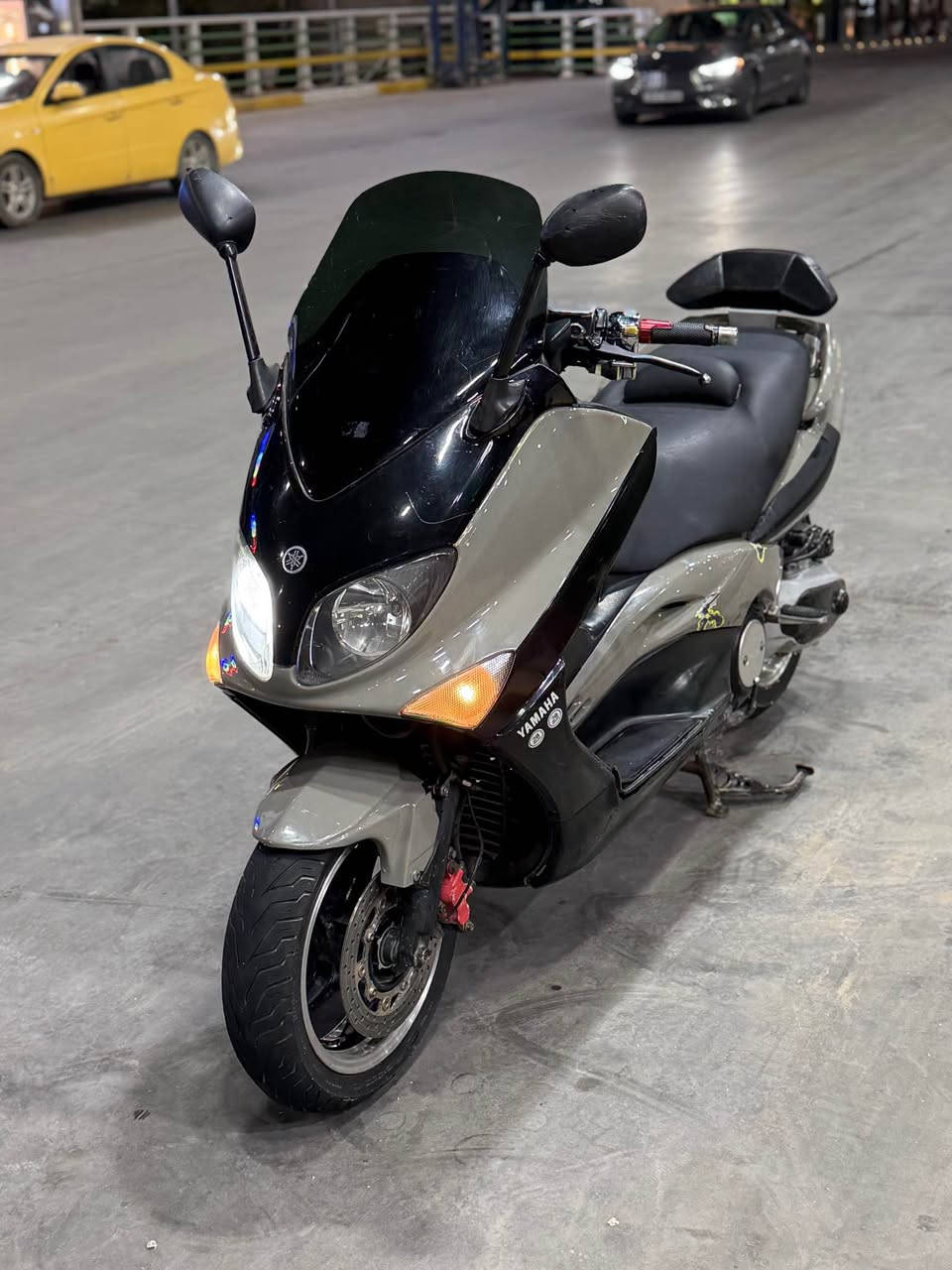 سلام عليكم تي ماكس 2008كفاله عامة من كلشي 
بيه صلنصه مال١٤وبيه شاير لد وبك ليت لد وتجوة وجامة رياضي السعر 21وبيه شي بصيط رقمي *********** بغداد, العراق
