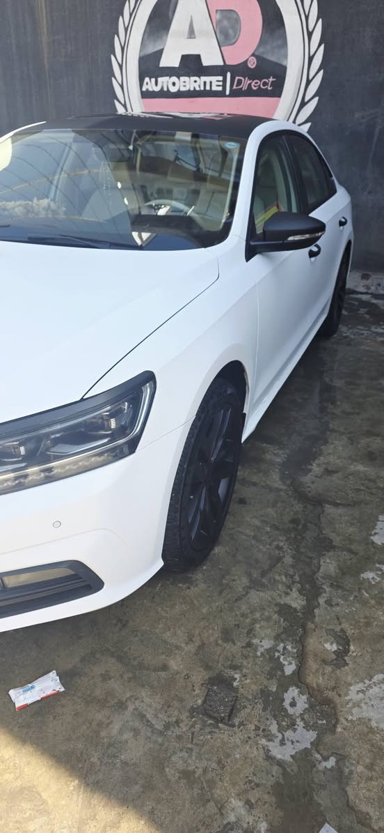 السلام عليكم
باسات 2018 محرك2000 تيربو 

السيارة فول مثل ماموضح

كير ومحرك شرط

السيارة بيها قطعتين مقدمه البنيد ضربه جدا خفيفه وباب السايق شي قليل جدا هم وكلشي راجع تمام

السياره ماشية 91 الف ميل

عليها أدامة كامله ومال بيت سياره حيل نظيفه وعليها تغليف لونين ابيض والسقف اسود بي ضمان 5 سنوات 

#مكان السيارة كركوك

#مطلوب عليها165


**إذا كنت صاحب هذا الإعلان وتريد حذفه لأي سبب، رجاءا أرسل رسالة إلى الدعم الفني**