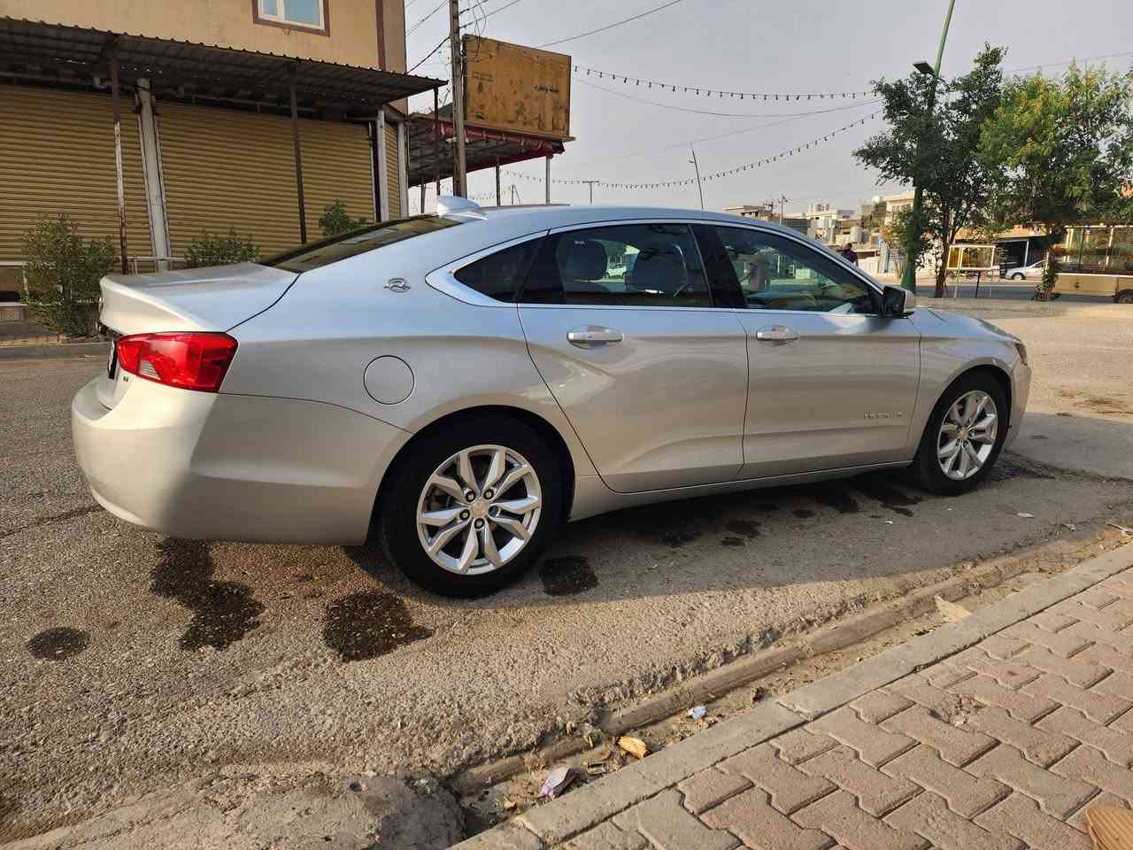 امبالا ٢٠١٩ LT 
جامرلغ امامي تبديل وجامرلغ خلفي تعديل 
باسمي بدون اي نقص هزه وسنويه جديد رقم سليمانيه 
محرك ٦ سلندر 
٥ بصمات والصندوك بصمه 
تشغيل عن بعد وبقيه المواصفات المعروفه 
الموقع كركوك 
***********
