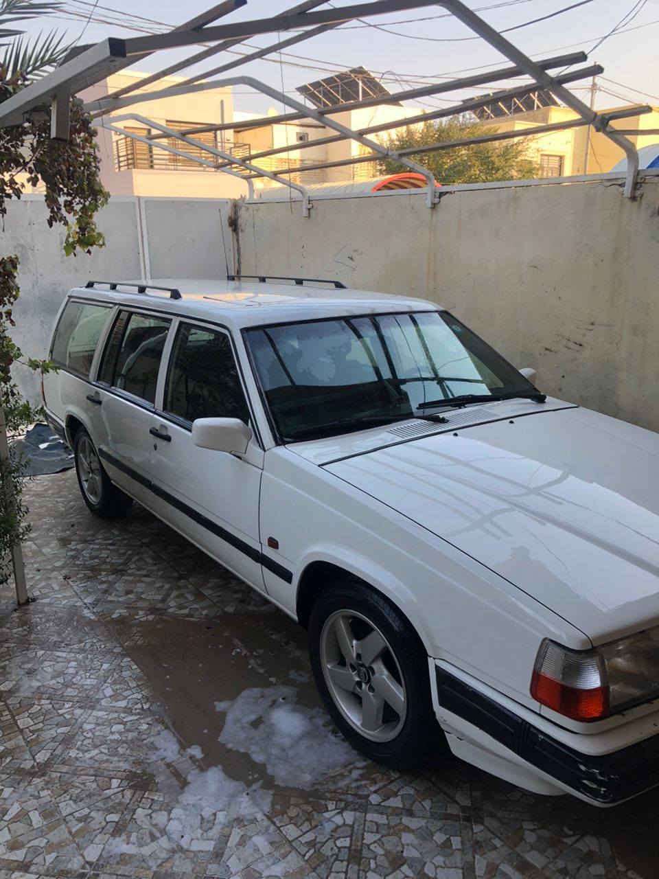 السلام عليكم فولفو للبيع موديل 92سياره جاهزه مكينه كير حداديه تبريد تدفئه كله شغال رقم نينوى بسمي ABSعنوان السياره نجف حي النداء السعر 65وبيه مجال للاستفسار ***********
