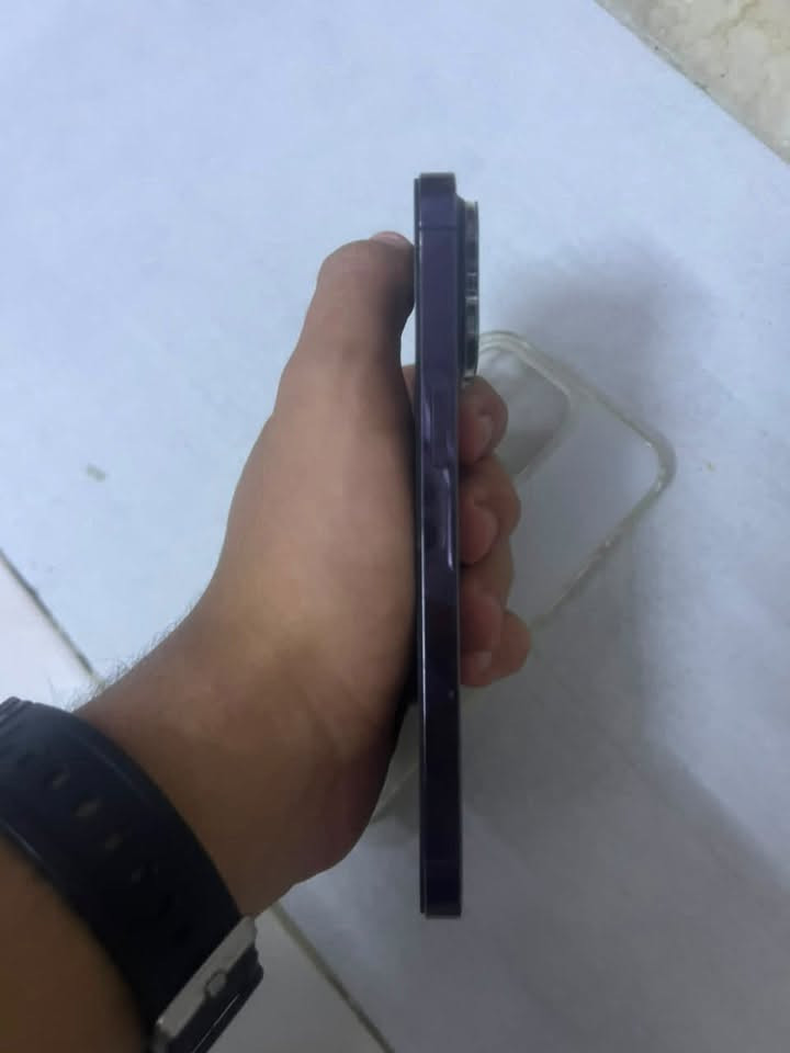 ايفون 14 برو ماكس تليفون جدا نضيف جدا ذاكره 256 بطاريه 83 تليفون مبدل فقط شاشه نوعيه اصليه سلسه تخبل فيس ايدي شغال فقط تليفون مفتوح تخطي سيمكارت متوقف فقطط باقي تليفون كله شغال ومكفول ويصيرله شريحه الاكترونيه نموذج م شرق اوسط سعر 425 مجال بسيط مكان بغداد الكرخ رقم ***********
