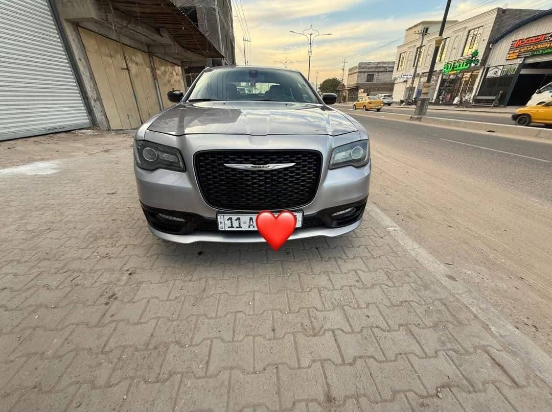 أوباما ٢٠١٣ معلايه ١٤ اربع قطع صبغ السياره ب130 وبيها مجال تحويل ثاني يوم  واتساب ***********
