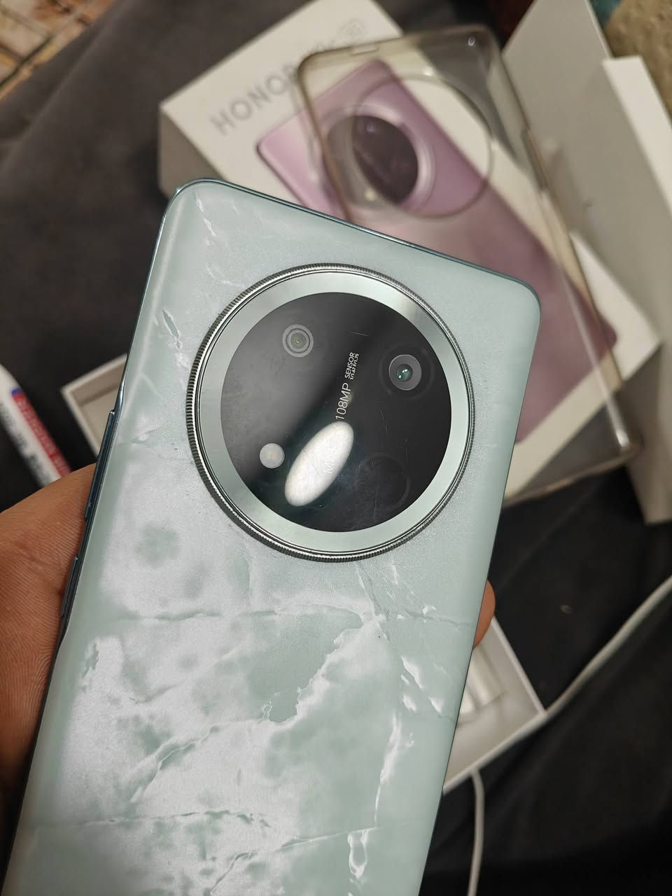 السلام عليكم
honor x9 c 
عشوائيه ١٢ مو ال ٨  يصير ب ٣٥٠ الجديد
مكفول بعده جديد هوه وغراضه من البيت تاخذه
سعره ٢٥٠ قفل من الاخير بدون عمله بس الشراي ب٢٥٠ يتصل مكاني الشعب ***********
